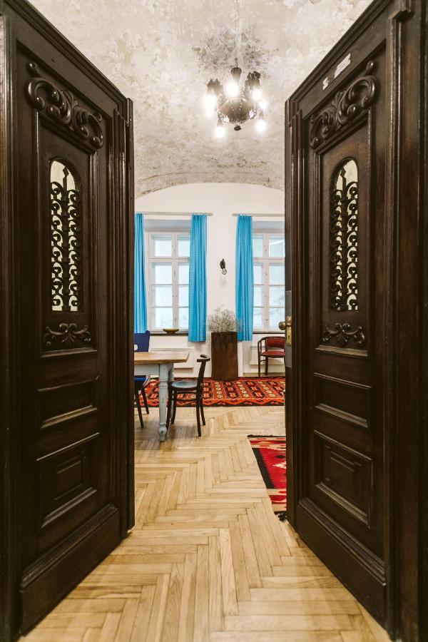 The Chapel - History, Tradition, Luxury Будапеща Екстериор снимка